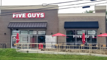 Five Guys outside