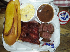 Bandana's -b-q Veteran's Memorial Parkway food