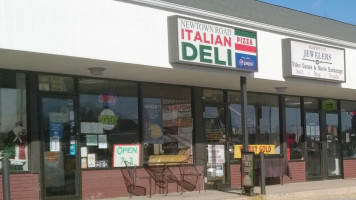 Newtown Road Italian Deli Pizza inside