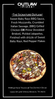 Outlaw Pizza 46 food