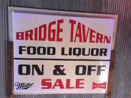 Bridge Tavern inside