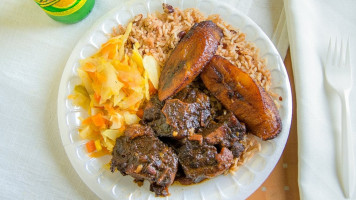 People's Choice Jamaican Cuisine food