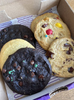 Insomnia Cookies food