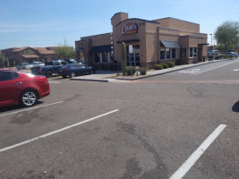 Raising Cane's Chicken Fingers outside