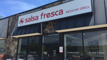 Salsa Fresca Mexican Grill inside