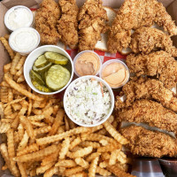 Hen House Nashville Hot Chicken food