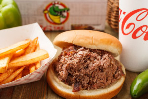 Grab -n- Geaux Smokehouse food