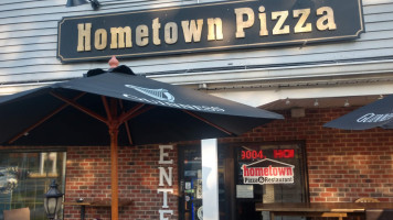 Hometown Pizza food