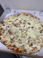 Gillio's Pizza food