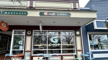 G Cafe Bakery Branford inside