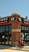 Slim Chickens outside