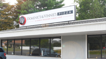 Domenic's And Vinnie's Pizza outside