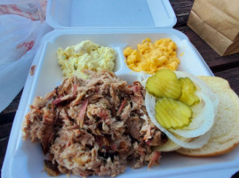 Marion Pit -b-q inside