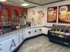 Papa Murphy 's Take 'n ' Bake Pizza inside