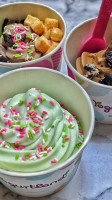 Yogurtland Burbank food