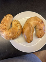 Lenny's Bagels food