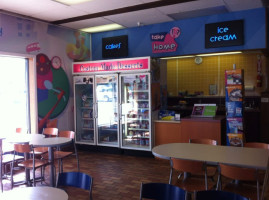 Baskin-robbins inside