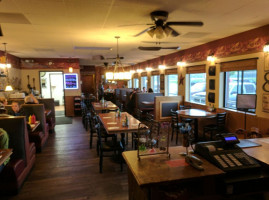 The Duck Inn Bar And Restaurant inside