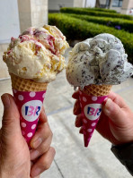 Baskin-robbins food