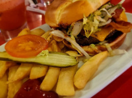 Red Robin Gourmet Burgers And Brews food