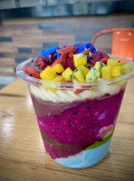 Juice N' Bowls food