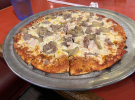 Dirty Dave's Pizza Parlor food