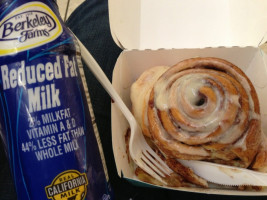 Cinnabon food