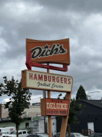 Dick's Drive-In Restaurant outside