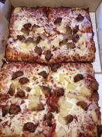 Little Caesars Pizza food