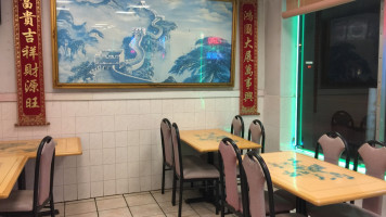 Hunan Wok V inside