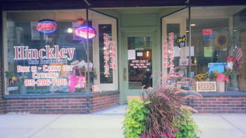 Hinckley Cafe outside