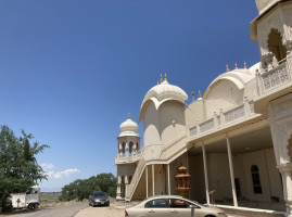 Govinda's Buffet inside