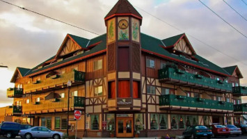 The Glockenspiel Pub food