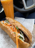 Bánh Mì Mia food