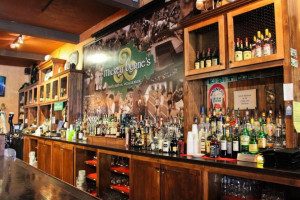 Mickey Byrne's Irish Pub food