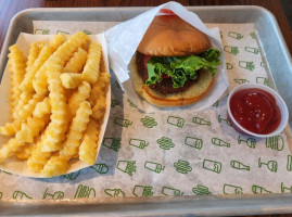 Shake Shack Alpharetta food