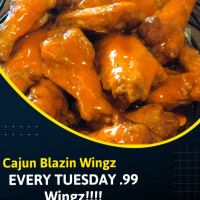 Cajun Blazin Wingz food