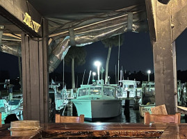 Outriggers Grill inside