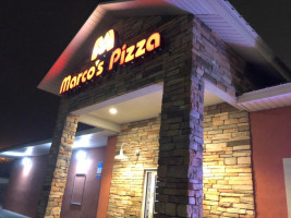 Marco's Pizza food