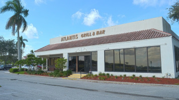 Atlantis Grill outside