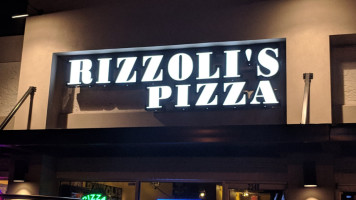 Rizzoli's Pizza food