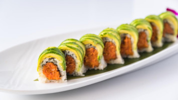 Nisen Sushi food