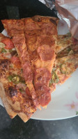 Slicer's Pizza food