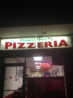 Timothy's Pizza Kitchen food