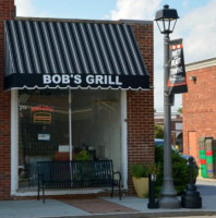 Bob's Grill outside