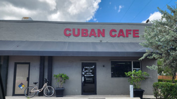 Cuban Cafe outside