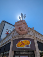 Stella's Diner food