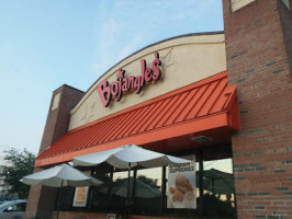 Bojangles ' Famous Chicken 'n Biscuits outside