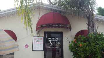 Primo's Pizzeria outside