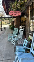 Sweet Magnolias Café Gift Shop food